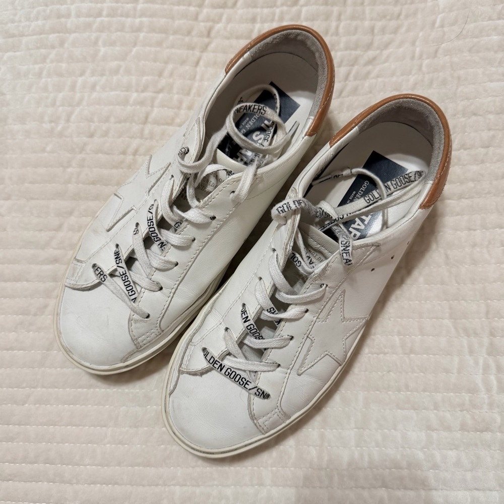 Golden Goose White and Brown Hi-Star Women’s Sneakers